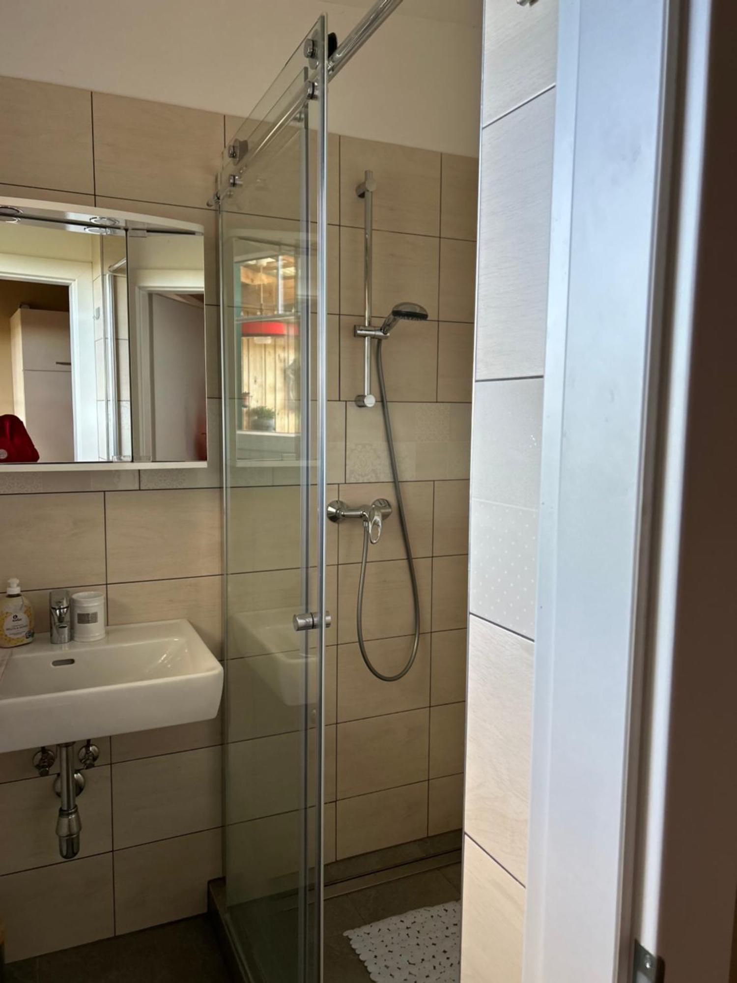 Miniferienwohnung Fuer Unkompliziertes Naturliebhaberpaerchen Payerbach Buitenkant foto
